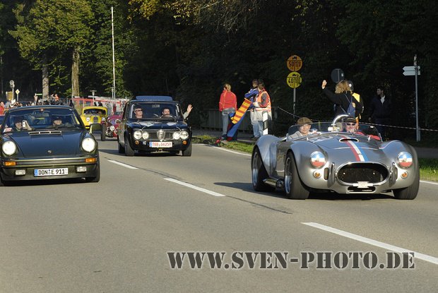 Jochpass-Memorial_Parade_300
